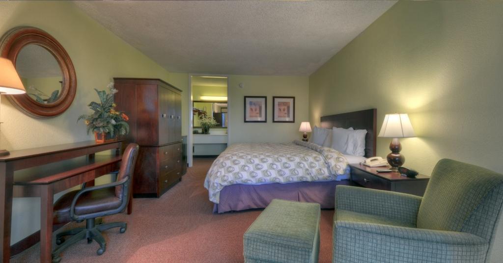 Clarion Inn Brunswick Zimmer foto